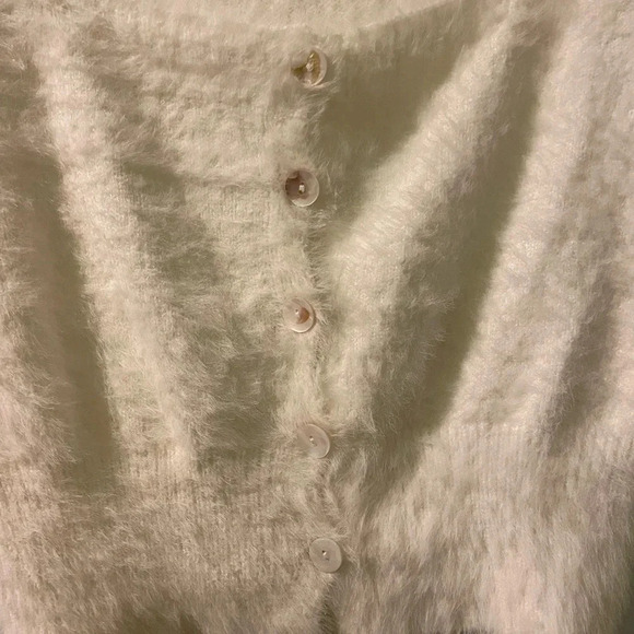 Fluffy cider cropped button up sweater-medium like new - Picture 3 of 4